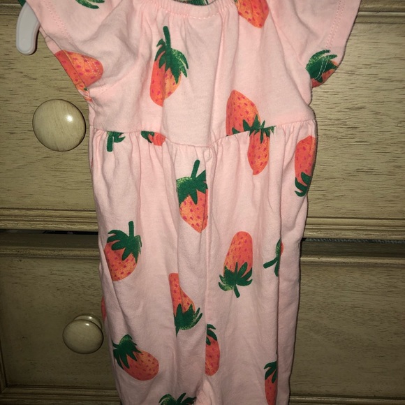 Old Navy jumpsuits-Strawberry and coral dots! 0-3 Months - Picture 5 of 8